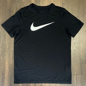 Nike Boy’s Black Short Sleeve Dri-fit Tee with logo. Size Large